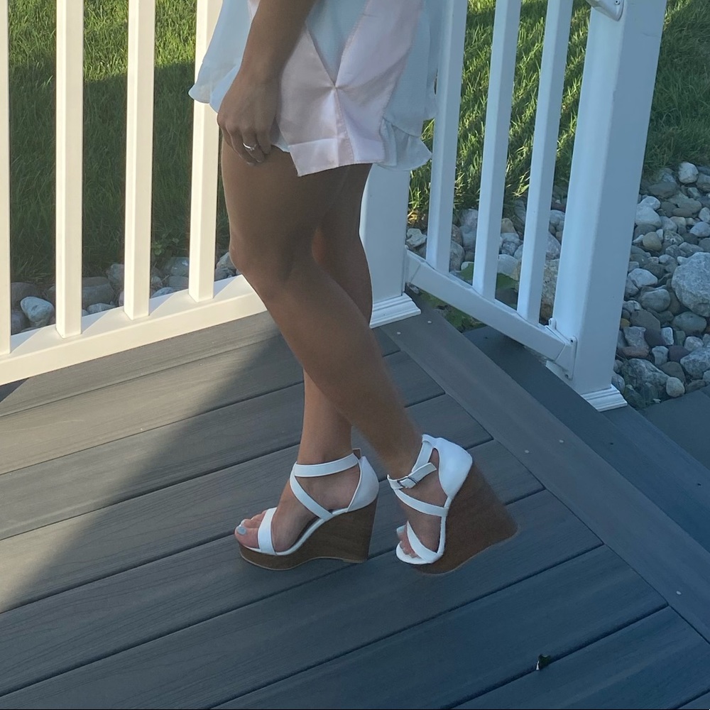 WHITE WEDGES - Picture 4 of 5